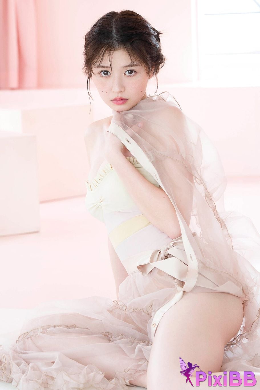 Japanese Idol Yuzuha Saeki FLASH digital photo book Lumiere PixiBB.COM 020