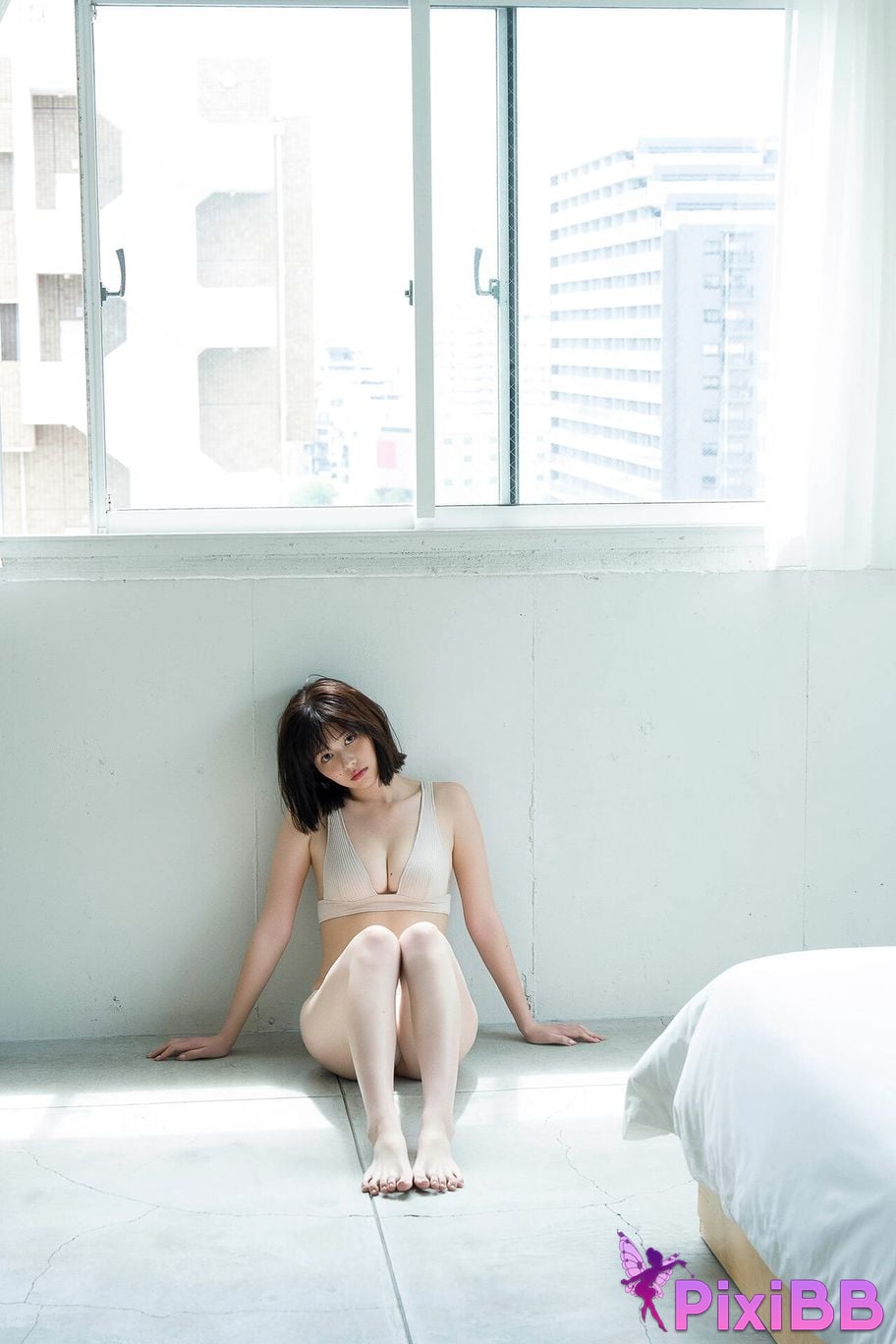 Japanese Idol Yuzuha Saeki FLASH digital photo book Lumiere PixiBB.COM 067