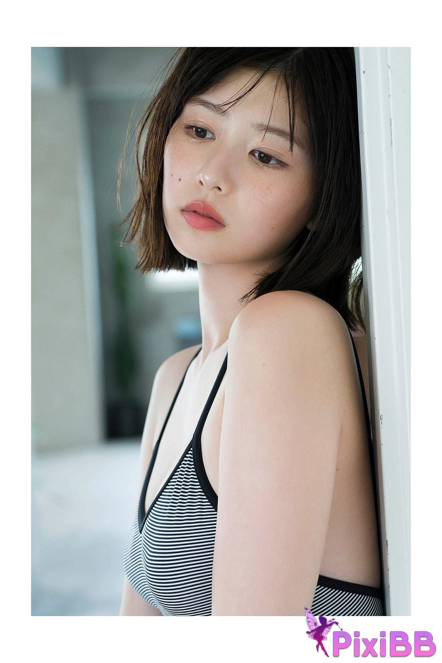 Japanese Idol Yuzuha Saeki FLASH digital photo book Lumiere PixiBB.COM 069