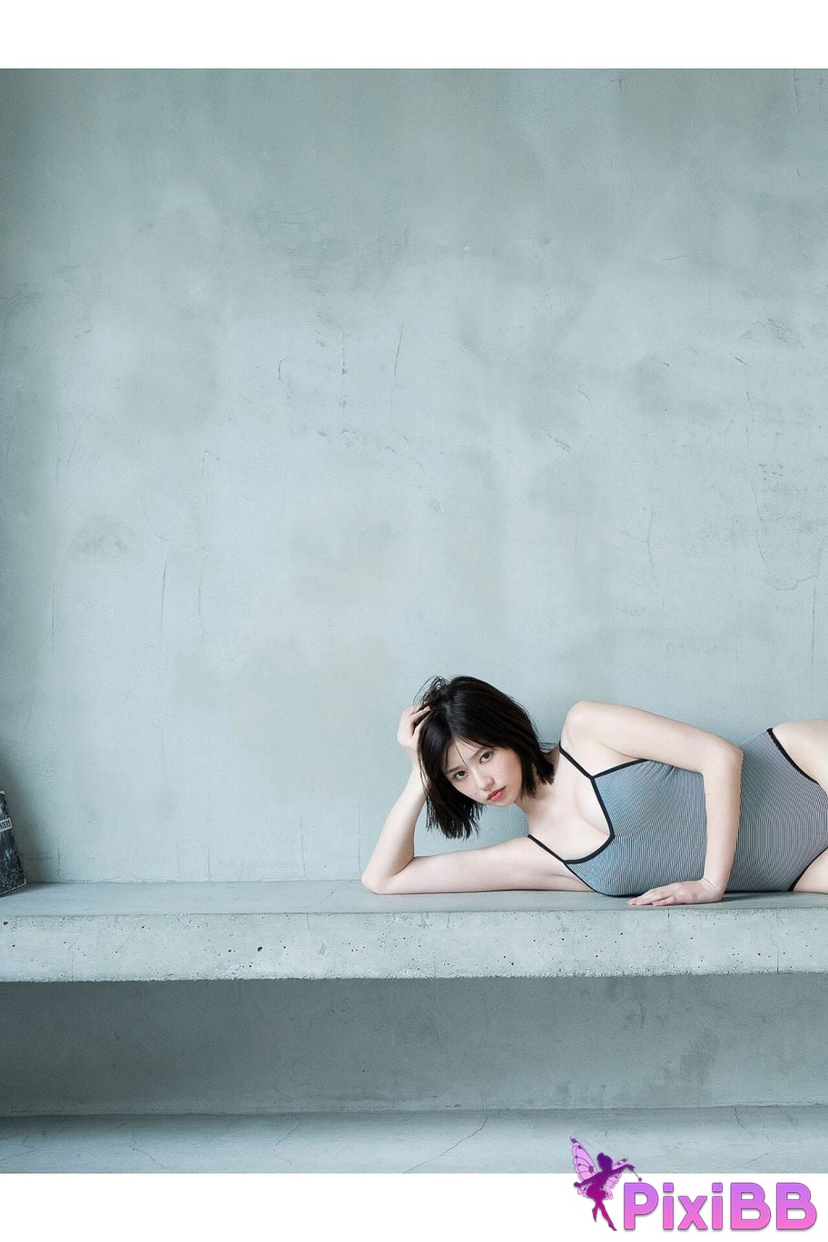 Japanese Idol Yuzuha Saeki FLASH digital photo book Lumiere PixiBB.COM 074