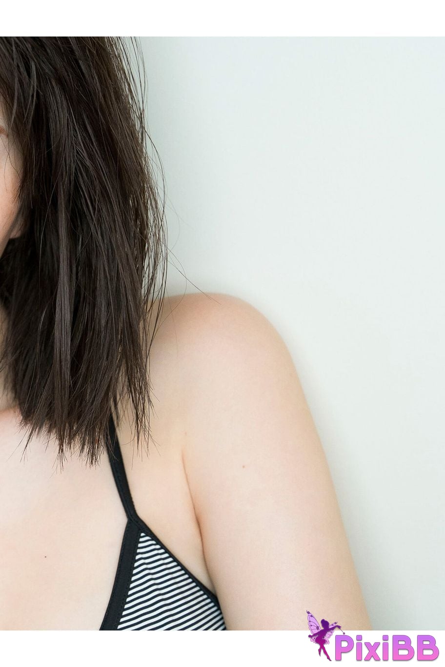 Japanese Idol Yuzuha Saeki FLASH digital photo book Lumiere PixiBB.COM 080