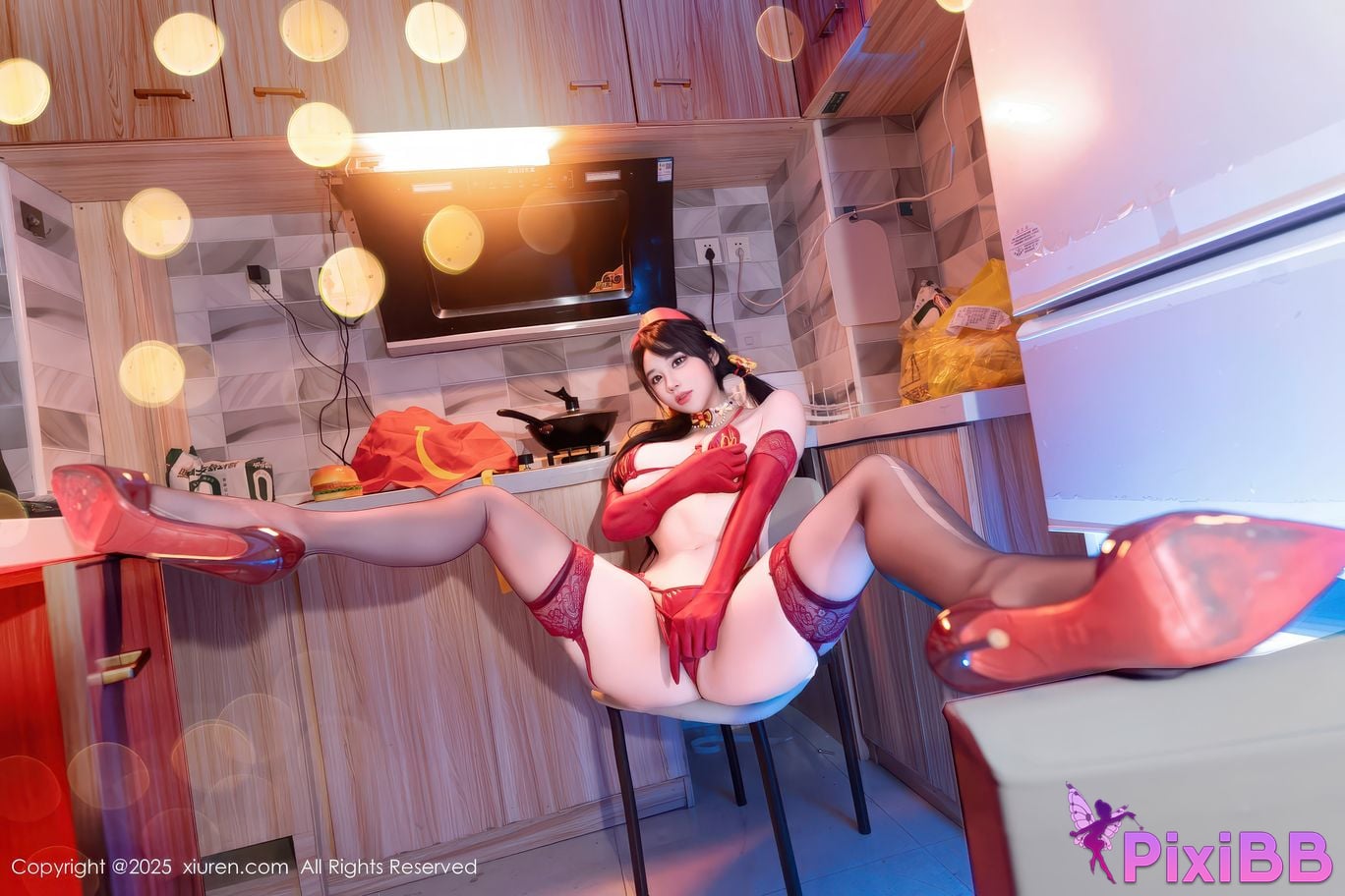 XIUREN No.11154 Xixi loves eating strawberries PixiBB.COM 029