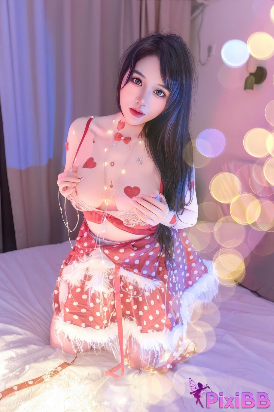 XIUREN No.11154 Xixi loves eating strawberries PixiBB.COM 062