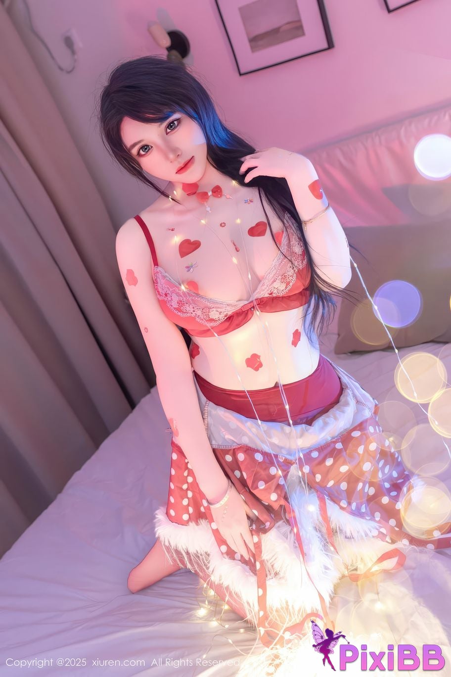 XIUREN No.11154 Xixi loves eating strawberries PixiBB.COM 065