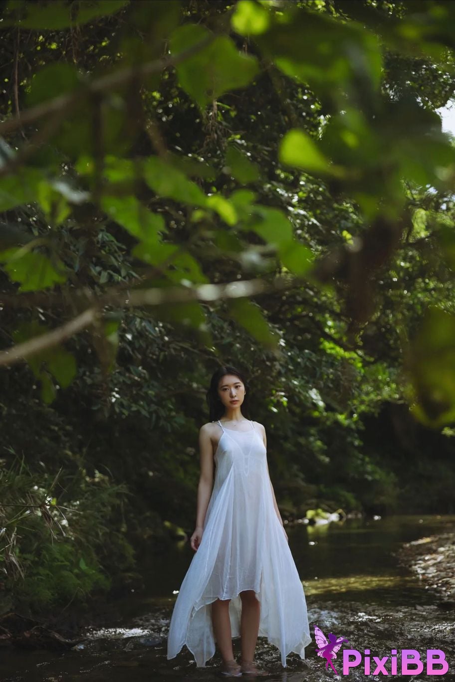 Japanese Idol Majima Naomi Mashima digital photo book secret meeting PixiBB.COM 002