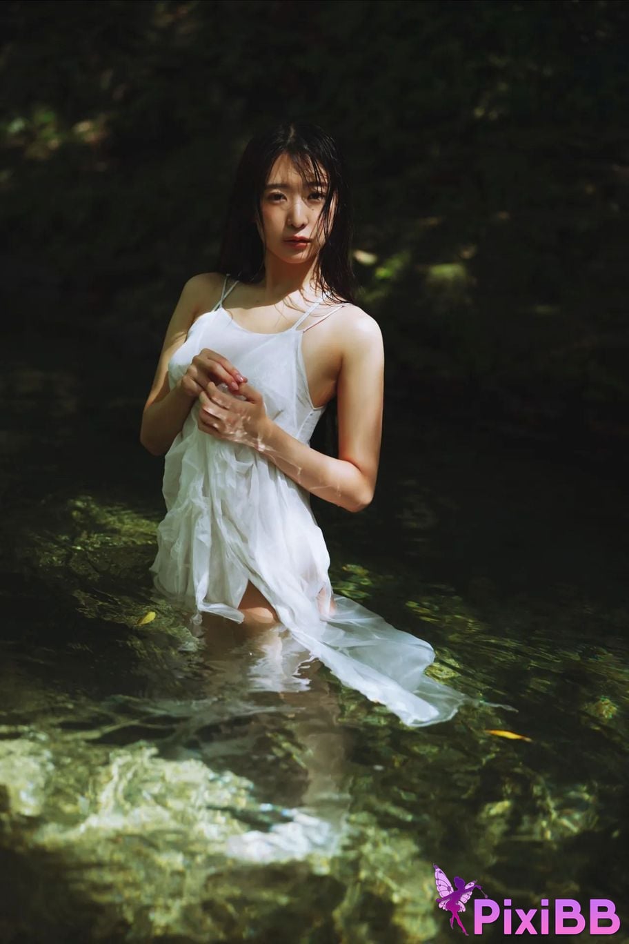 Japanese Idol Majima Naomi Mashima digital photo book secret meeting PixiBB.COM 004