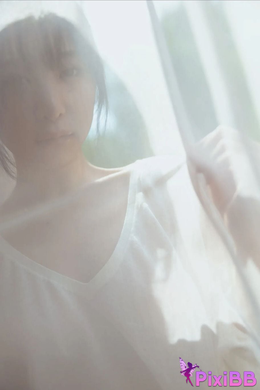 Japanese Idol Majima Naomi Mashima digital photo book secret meeting PixiBB.COM 049