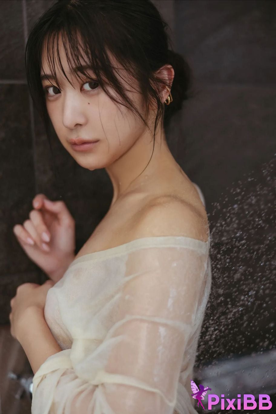 Japanese Idol Majima Naomi Mashima digital photo book secret meeting PixiBB.COM 054