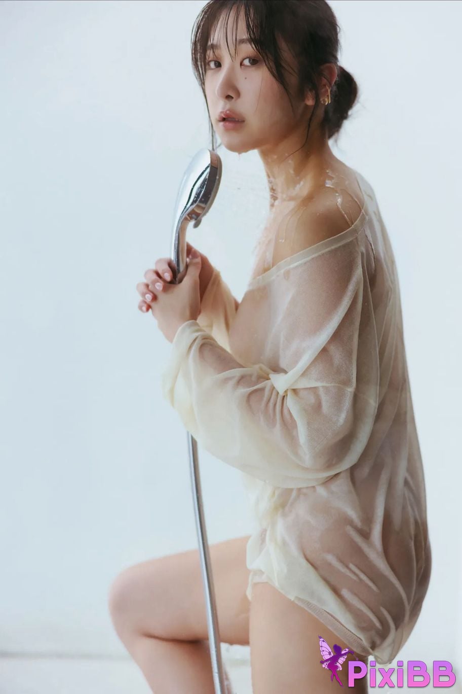 Japanese Idol Majima Naomi Mashima digital photo book secret meeting PixiBB.COM 058