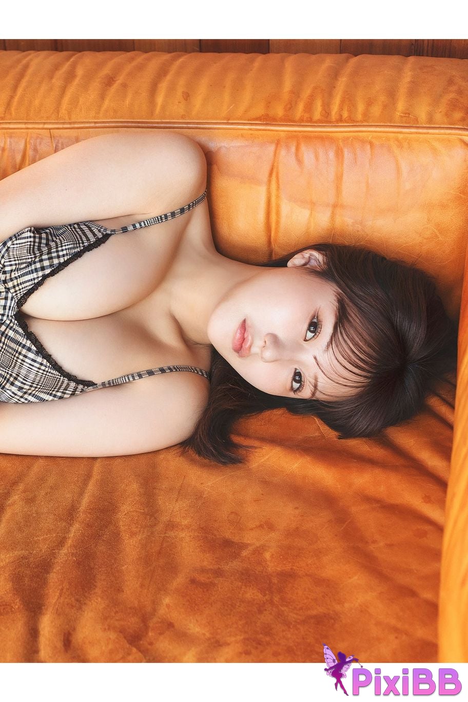 Japanese Idol Miku Tanaka Were connected PARADE digital photo book PixiBB.COM 034