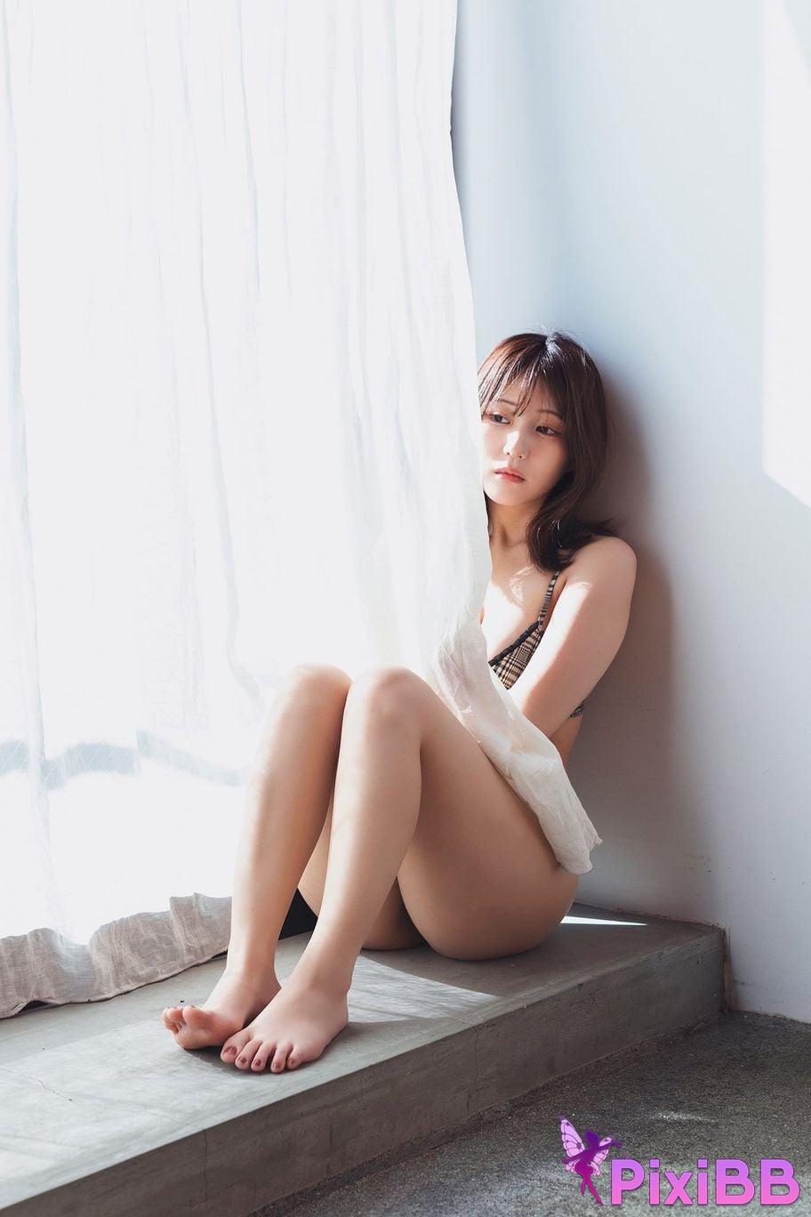 Japanese Idol Miku Tanaka Were connected PARADE digital photo book PixiBB.COM 042