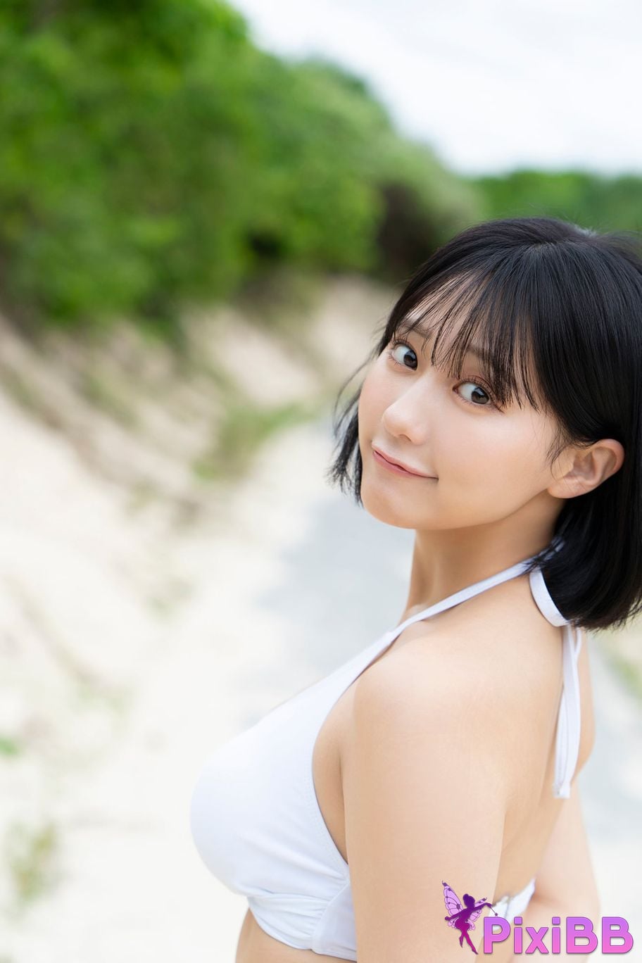 Japanese Idol Miku Tanaka Young Champion Digital Photo Book Sweet Escape PixiBB.COM 003