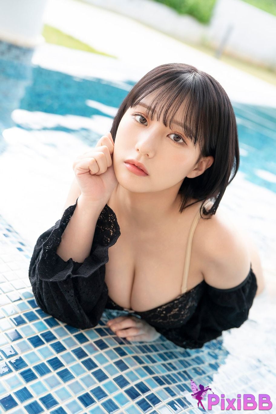 Japanese Idol Miku Tanaka Young Champion Digital Photo Book Sweet Escape PixiBB.COM 071