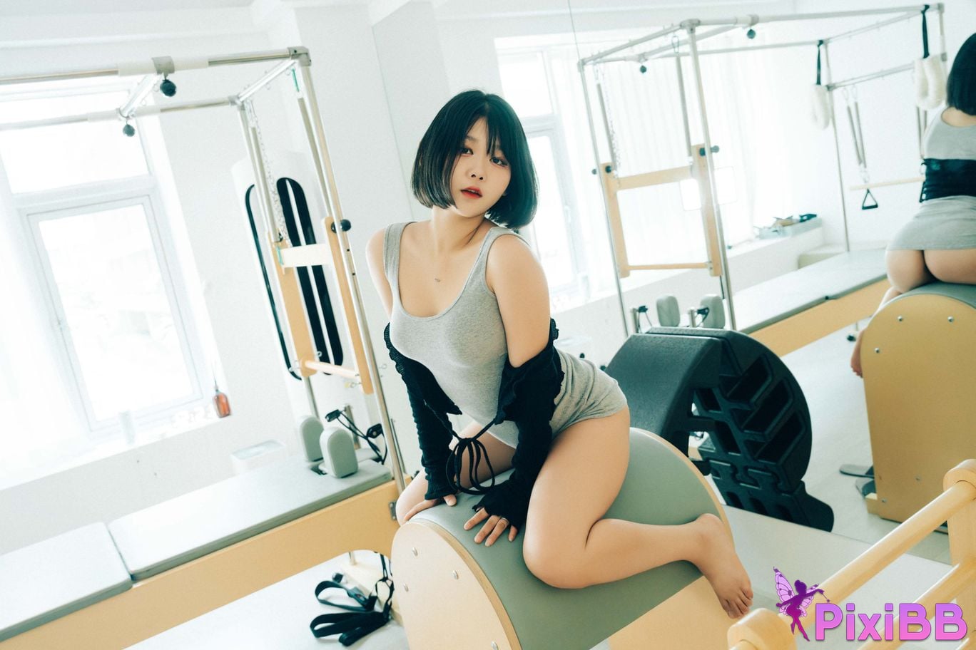 HAIVIA ZIA Jia OILY PixiBB.COM 001