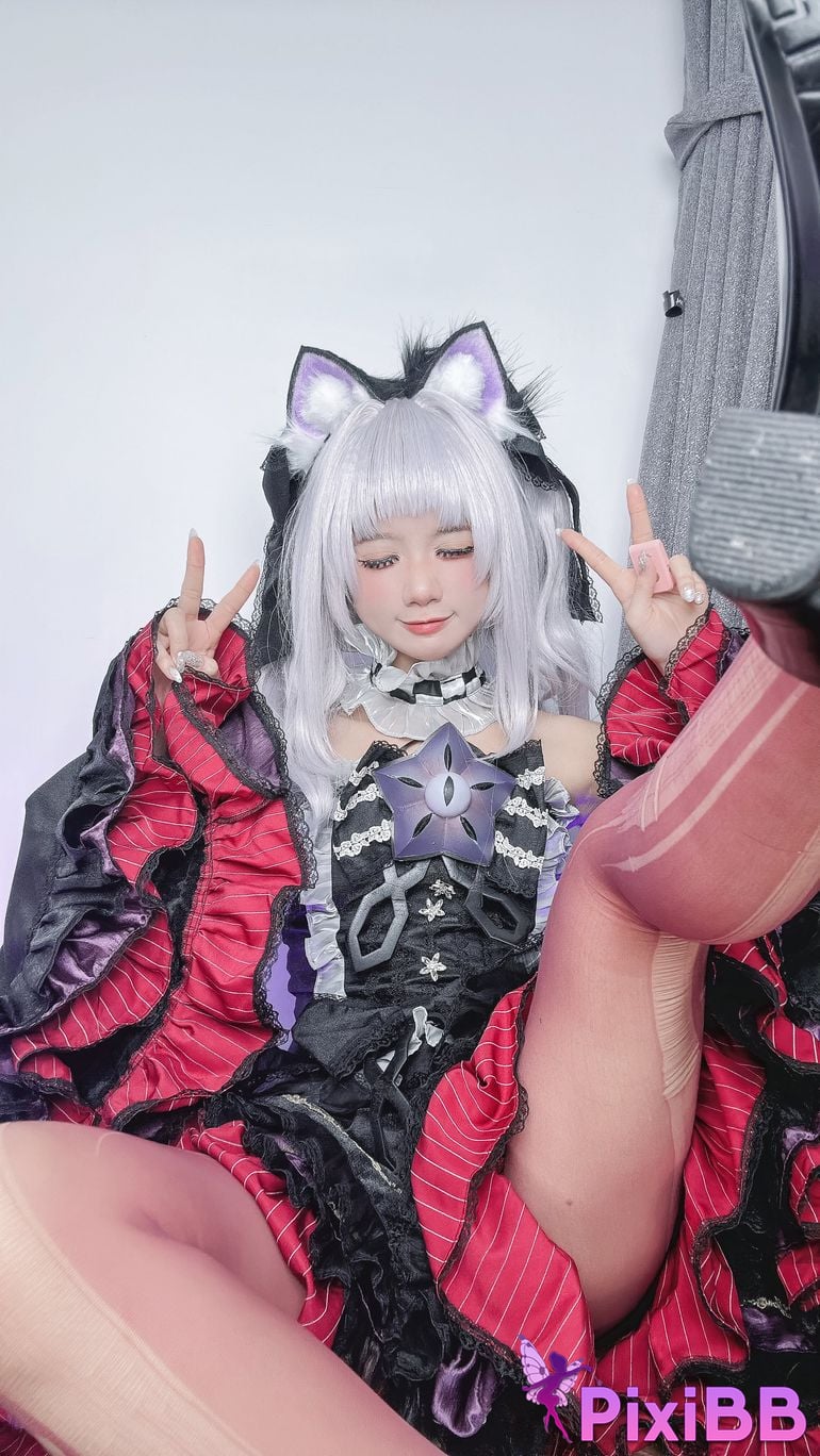 Cosplayer PoppaChan Murasaki Shion Dress Vtuber PixiBB.COM 037