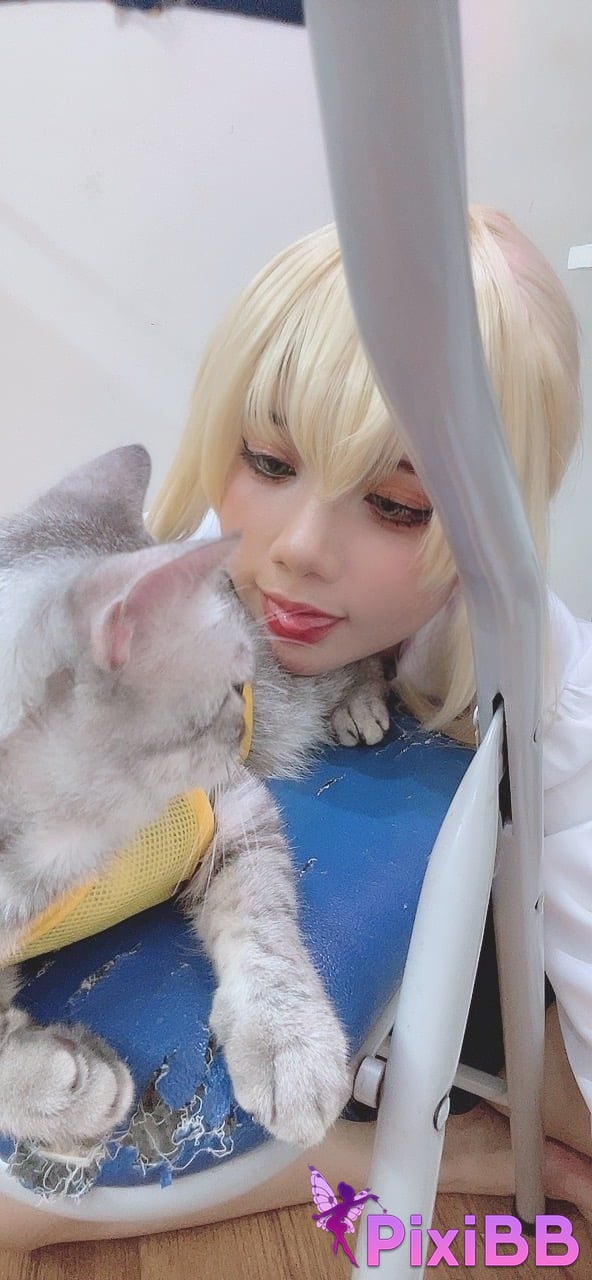 Cosplayer PoppaChan Artoria Pendragon Fate PixiBB.COM 005