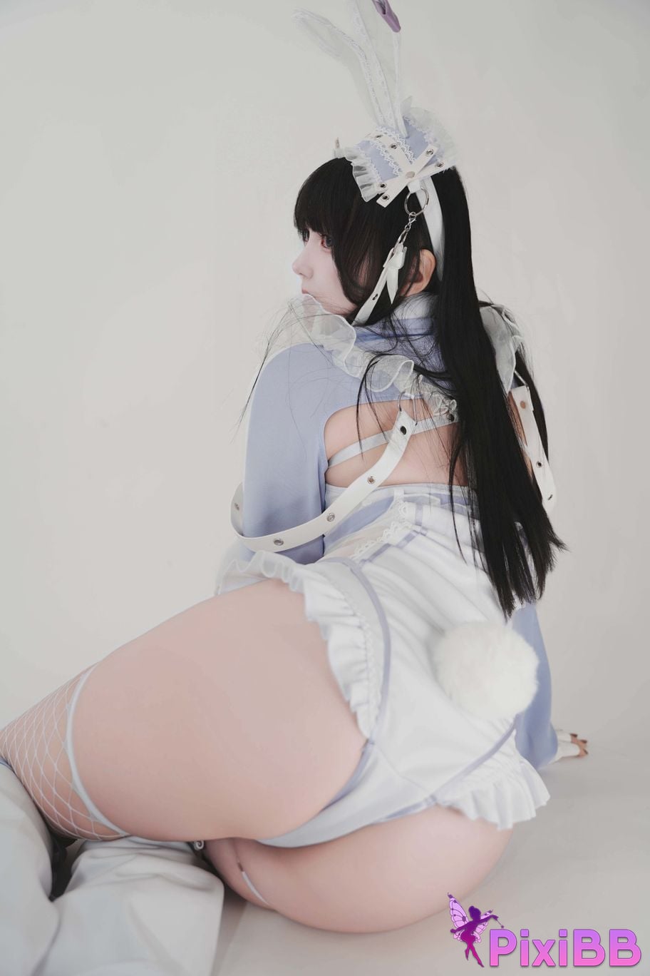 Cosplayer Poutia Pooh puutin Fantia 5000 File subscription 2026 Year 1 moon PixiBB.COM 016