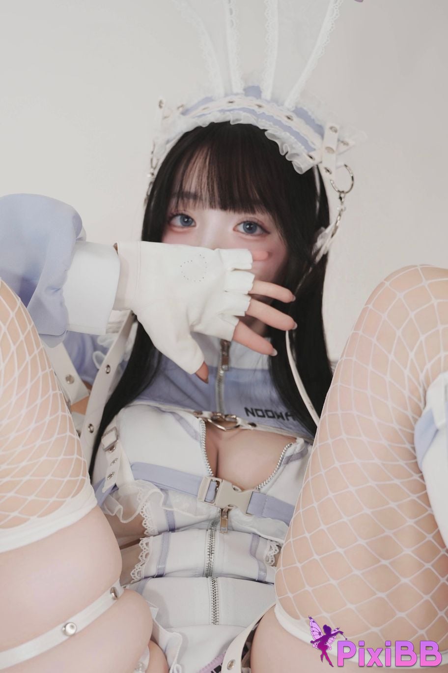 Cosplayer Poutia Pooh puutin Fantia 5000 File subscription 2026 Year 1 moon PixiBB.COM 025