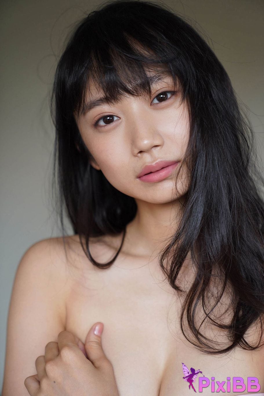 Japanese Idol Nanako Aizawa Gravure chan wants to go viral Yanmaga digital photo book PixiBB.COM 018