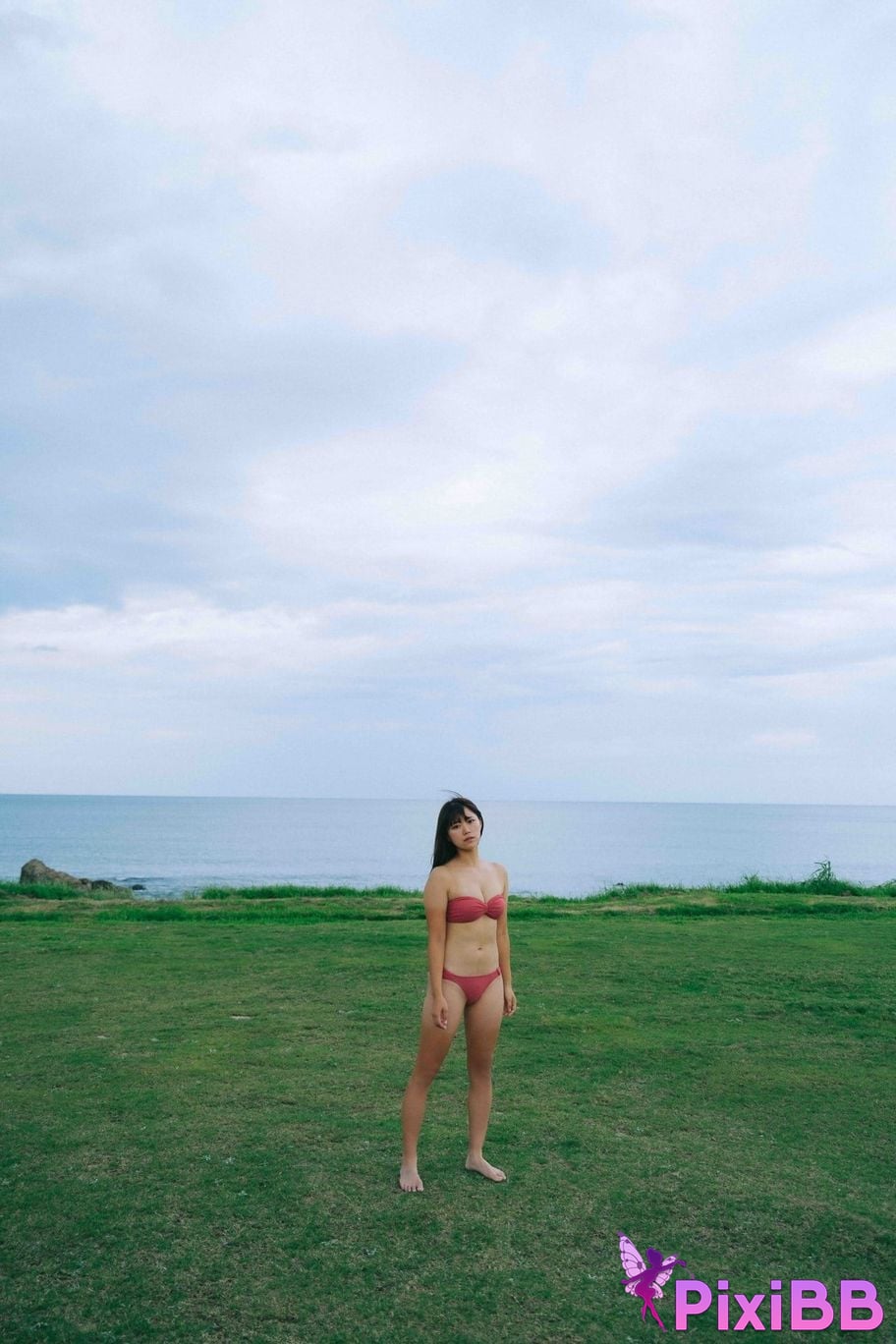 Japanese Idol Suzuran Yamauchi FRIDAY digital photo book Blooming beautifully PixiBB.COM 027