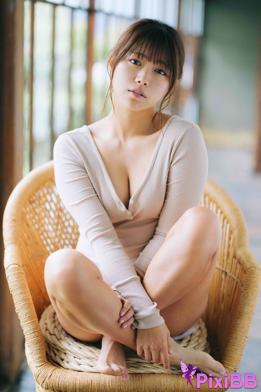 Japanese Idol Suzuran Yamauchi FRIDAY digital photo book Blooming beautifully PixiBB.COM 057