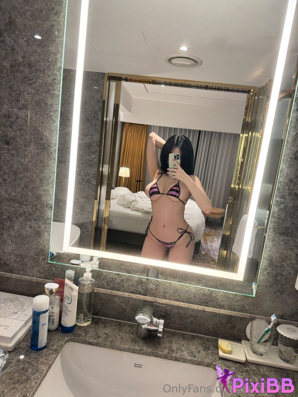 Yeon Woo Yeonwoo 2025.09 OnlyFans Subscription Collection PixiBB.COM 001