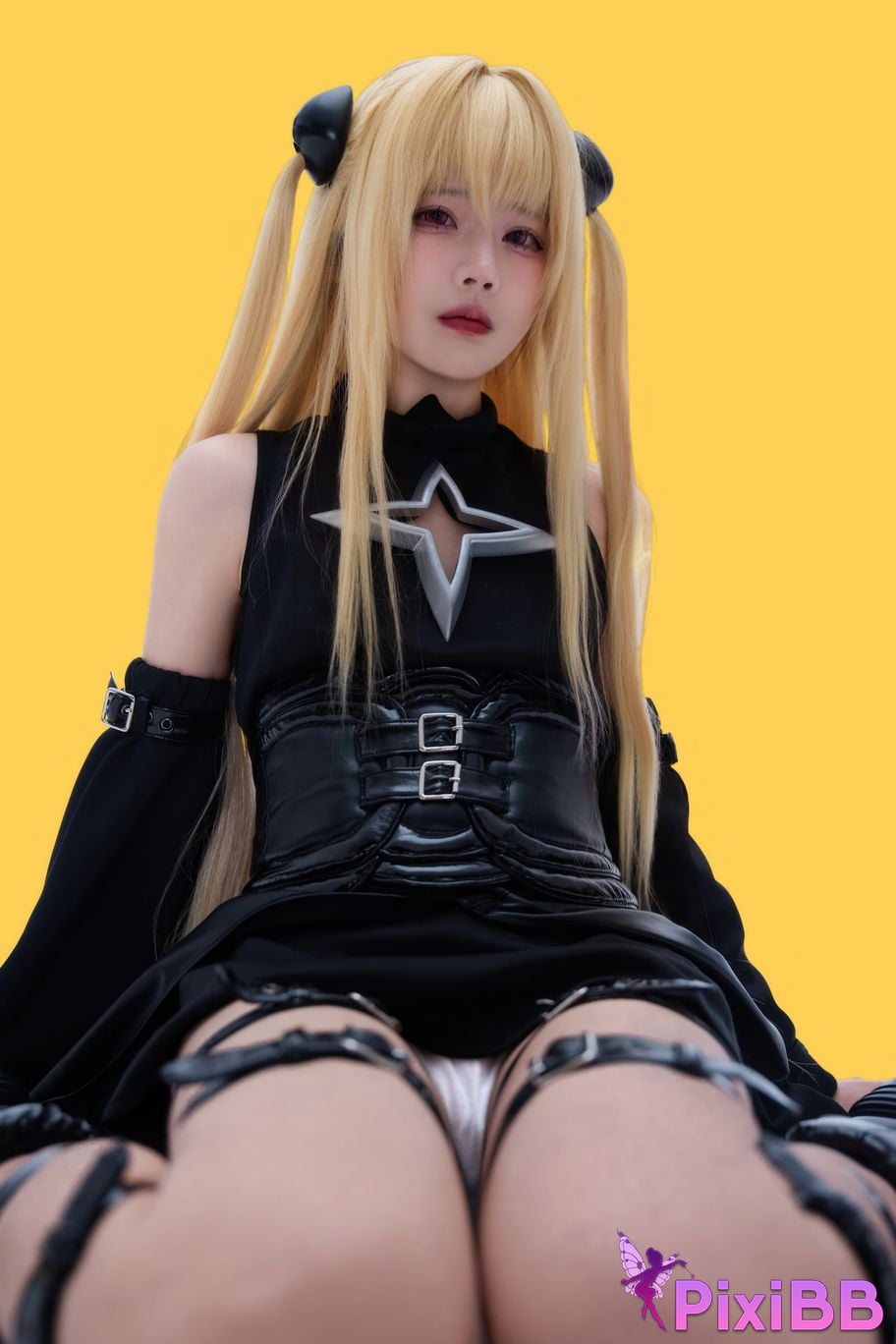 Cosplayer Shimizu Nagi Outsourcing the princess golden shadow PixiBB.COM 031