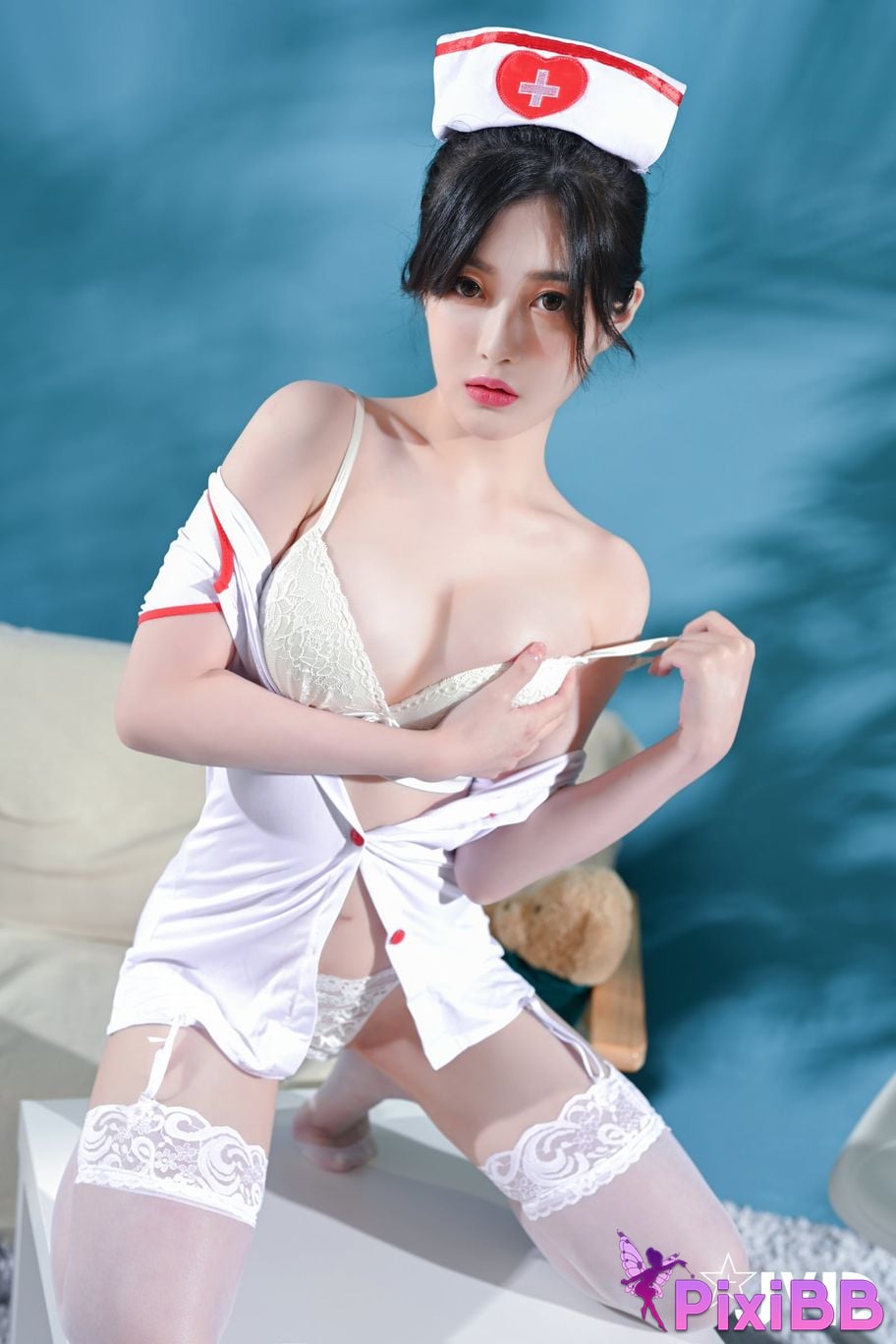 JVID Li Nai Jiang Da Wan Yi Miao Shi Bu Fa Shao Suan Tong Xiao Hu Quan Xin Pei Ban Zhao Gu Ni Huan Mei Lun Dao Chao Gan Guan Xi Jiao Kai Gei Zai Shen Bao Zhu Ru Bai Se Zhi 148