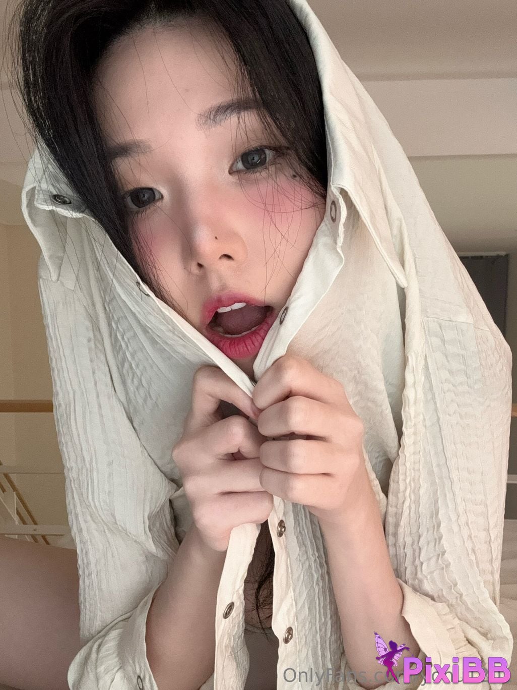Yeon Woo Yeonwoo 2025.10 OnlyFans Collection PixiBB.COM 014