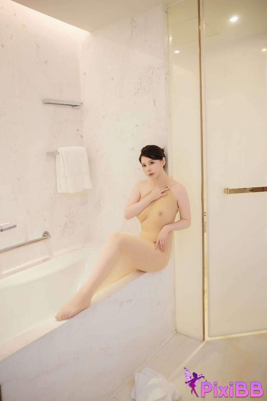 XR Uncensored Bai Ru Xue Ruxue Siamese meat shreds PixiBB.COM 032