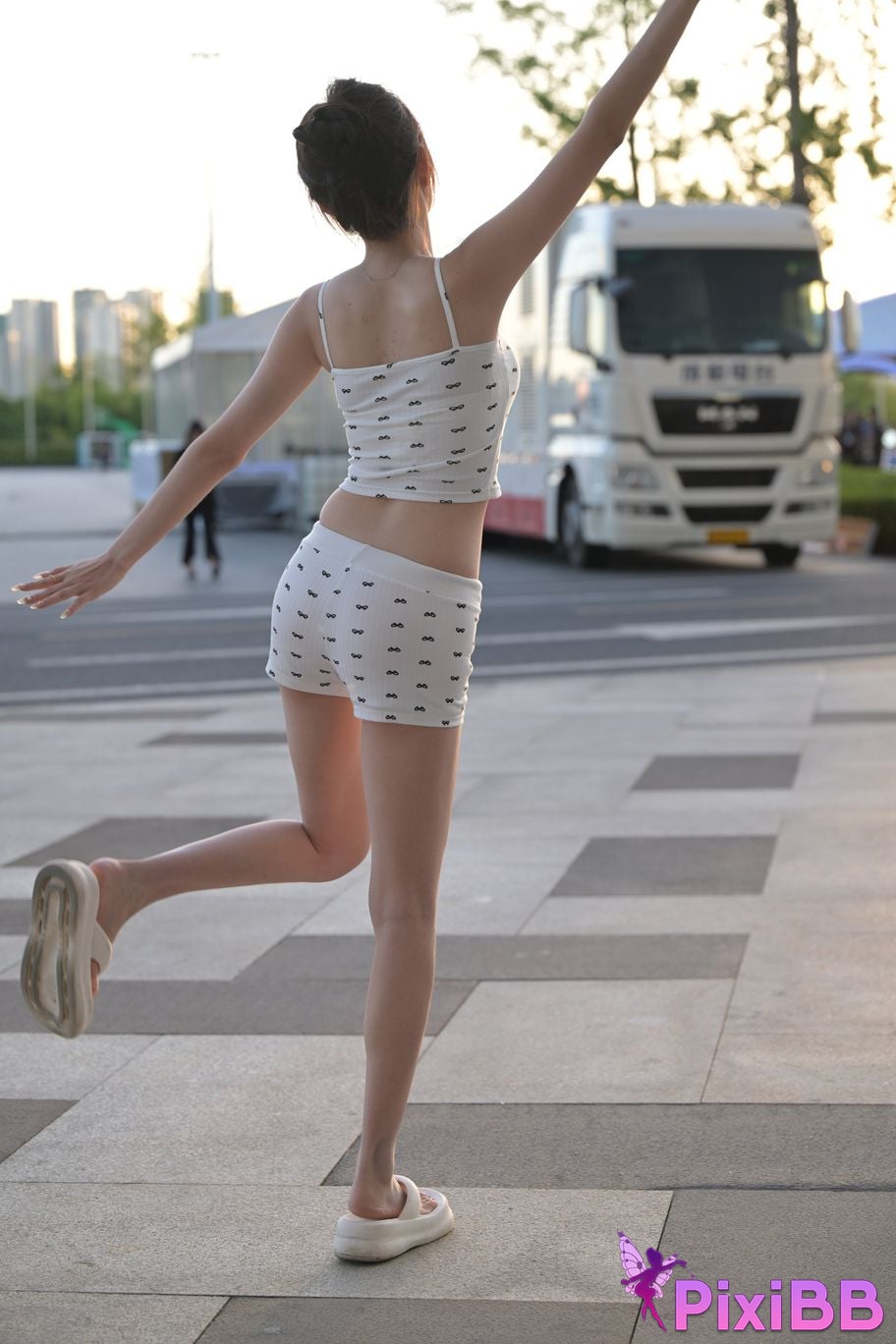 Featured Street Photography Works No.5032 Xiao Yues home hot pants PixiBB.COM 077