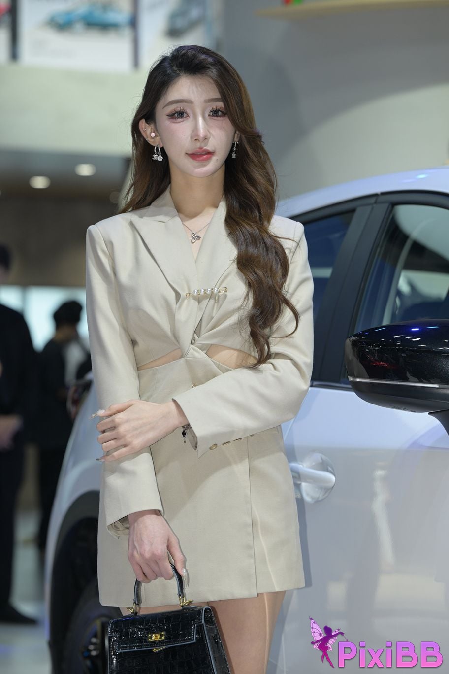 Featured Street Photography Works No.5031 capable and leisurely PixiBB.COM 031