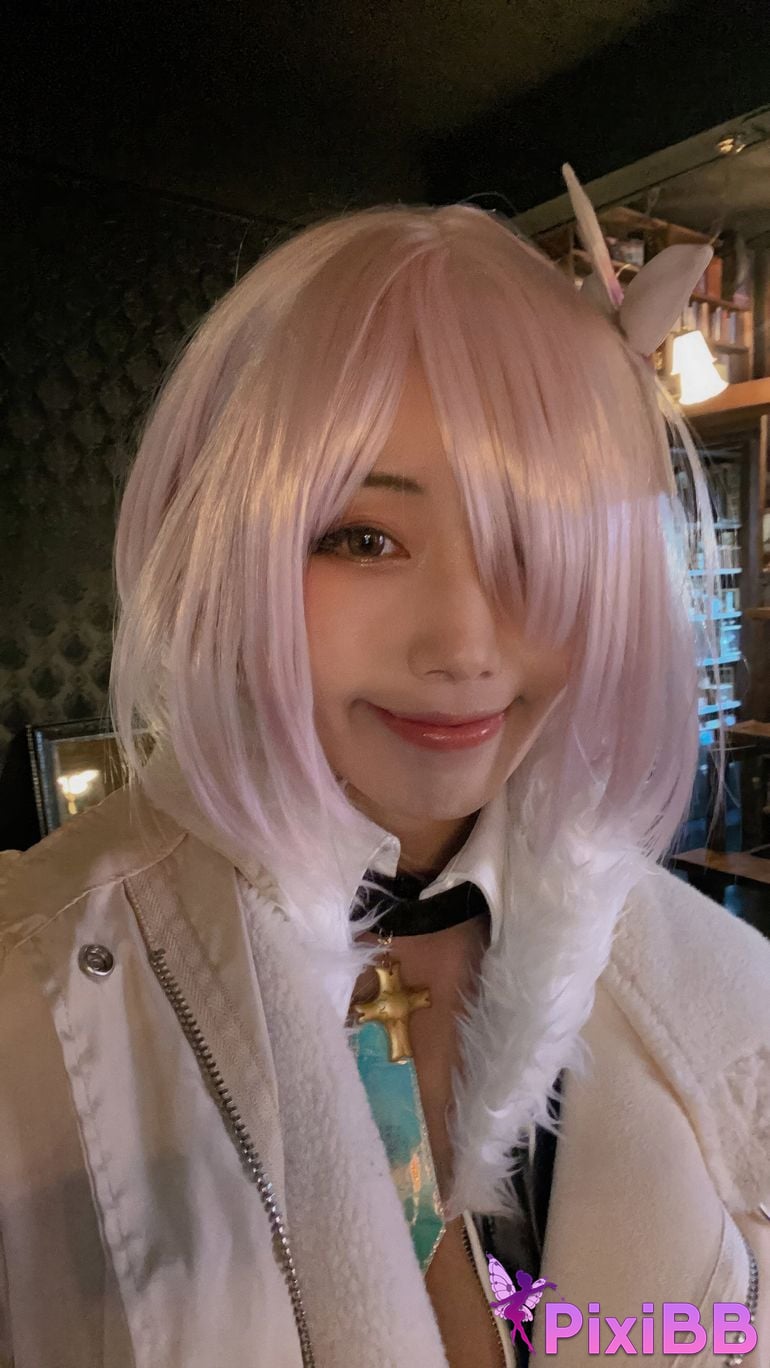 Cosplayer cut Celia FGO Matthew Racing Suit PixiBB.COM 009