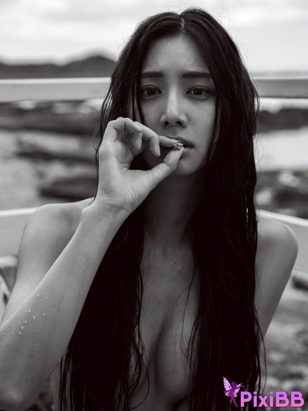 Japanese Idol Saito Yasuyo Bonus image 29 Increase page size Monthly PixiBB.COM 024