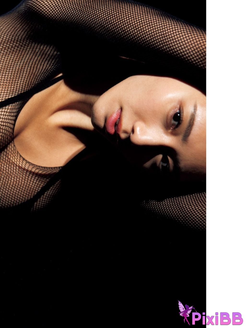 Japanese Idol Saito Yasuyo Bonus image 29 Increase page size Monthly PixiBB.COM 043