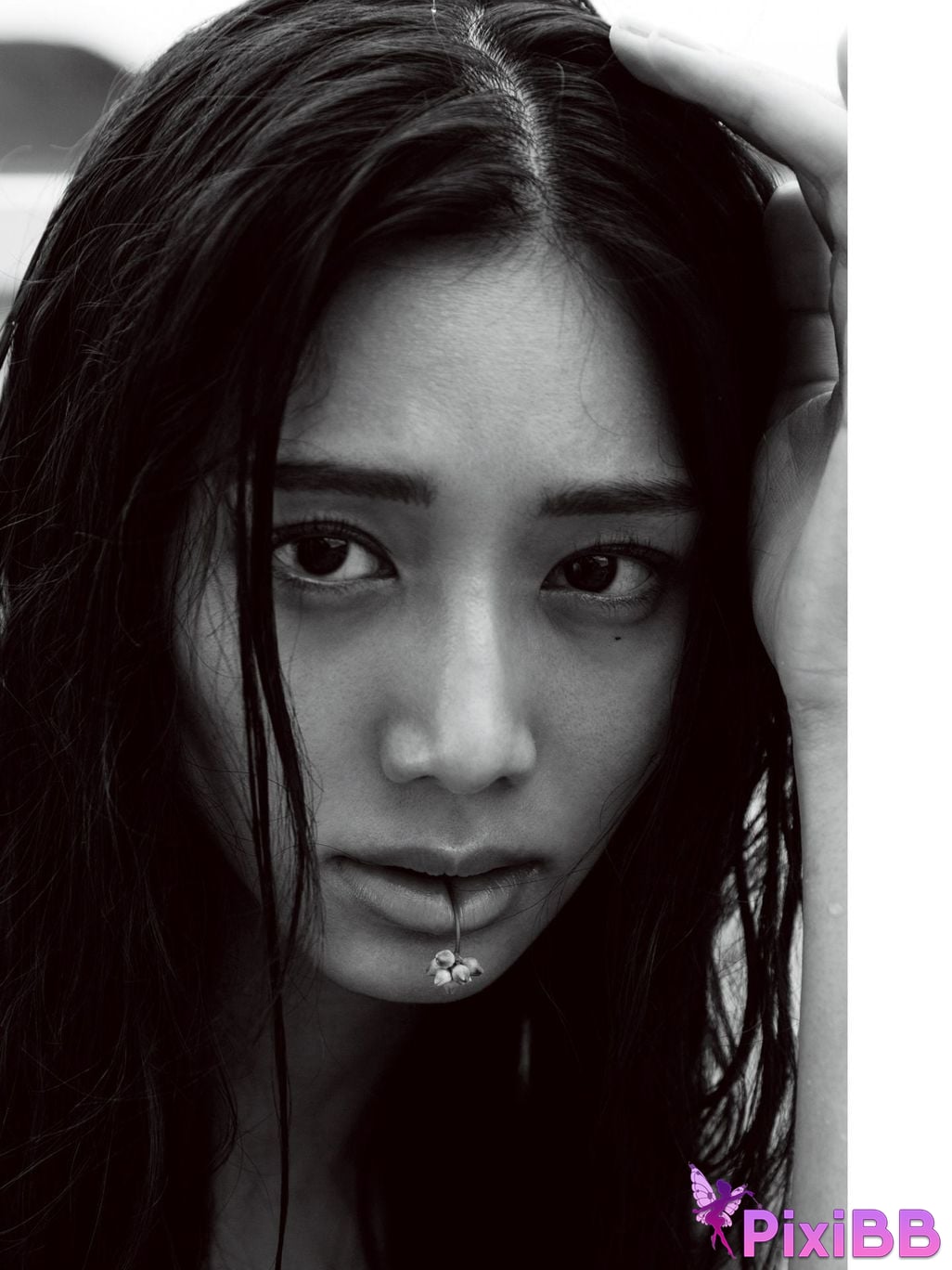 Japanese Idol Saito Yasuyo Bonus image 29 Increase page size Monthly PixiBB.COM 058