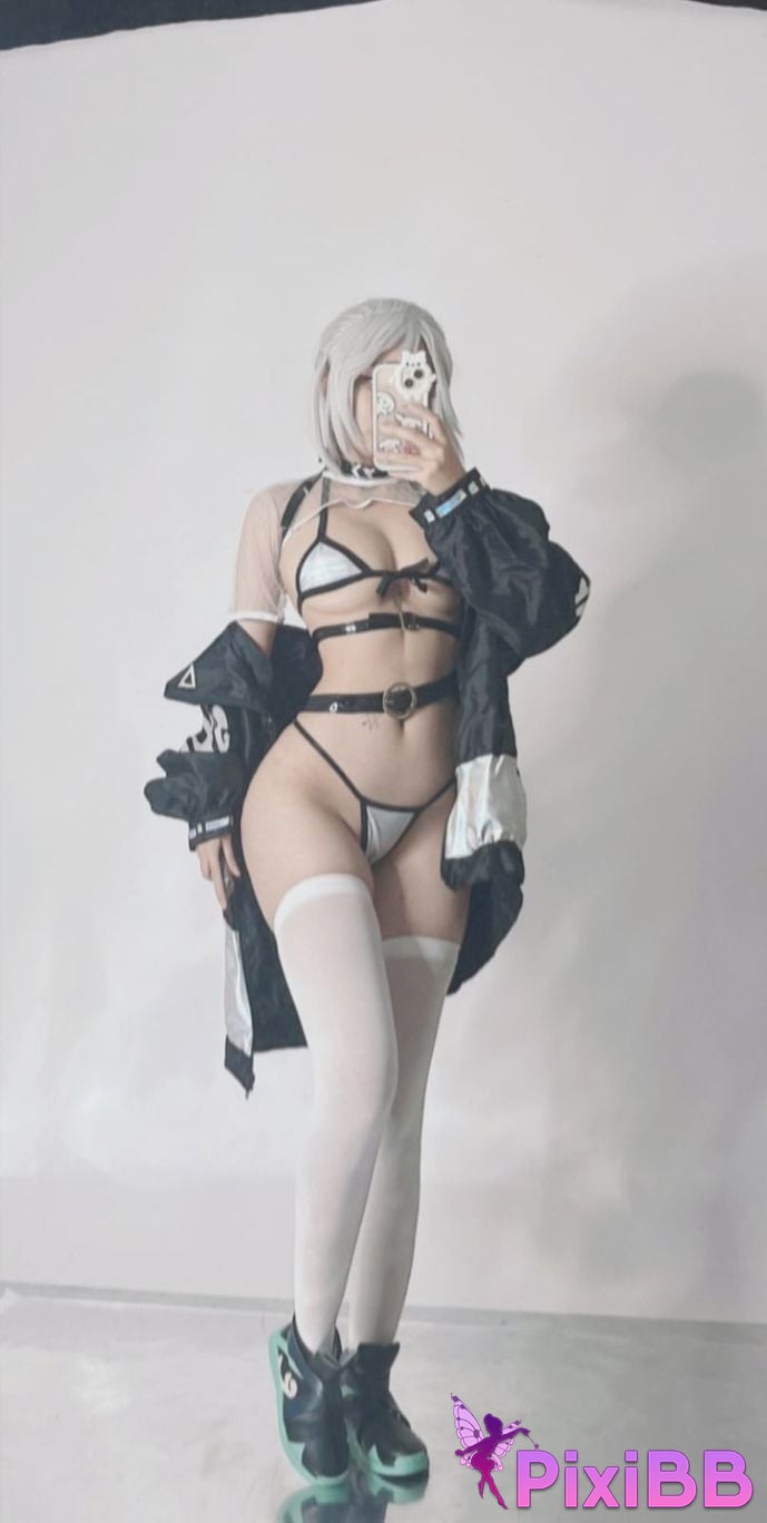 Umeko J Jett PixiBB.COM 13