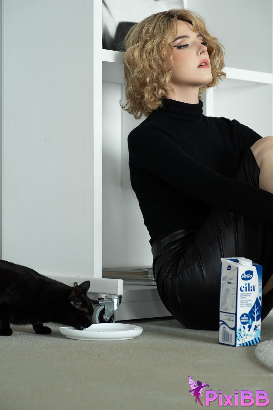 CandyBall Catwoman PixiBB.COM 9