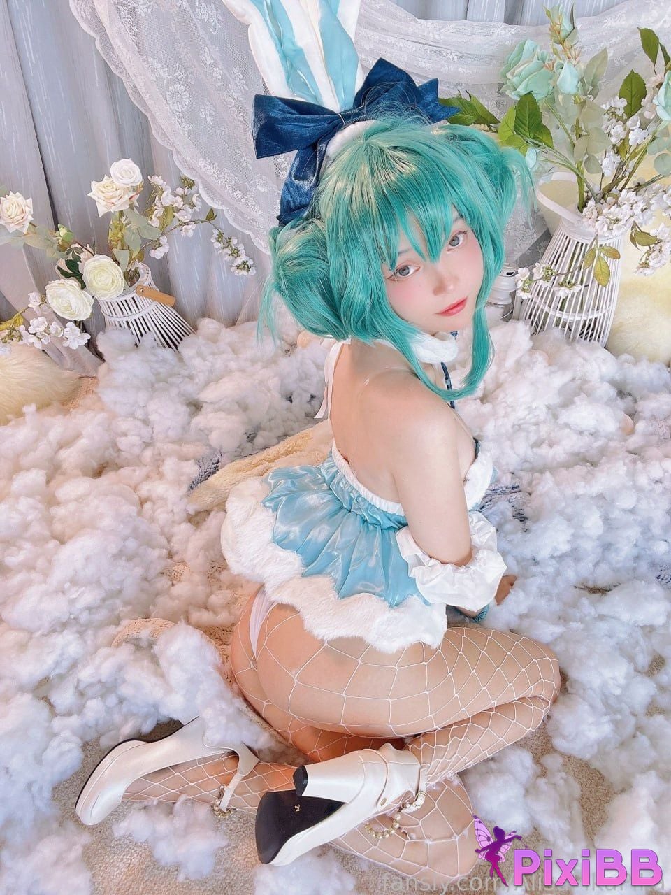 Rocksy Light Bunny Miku PixiBB.COM 18