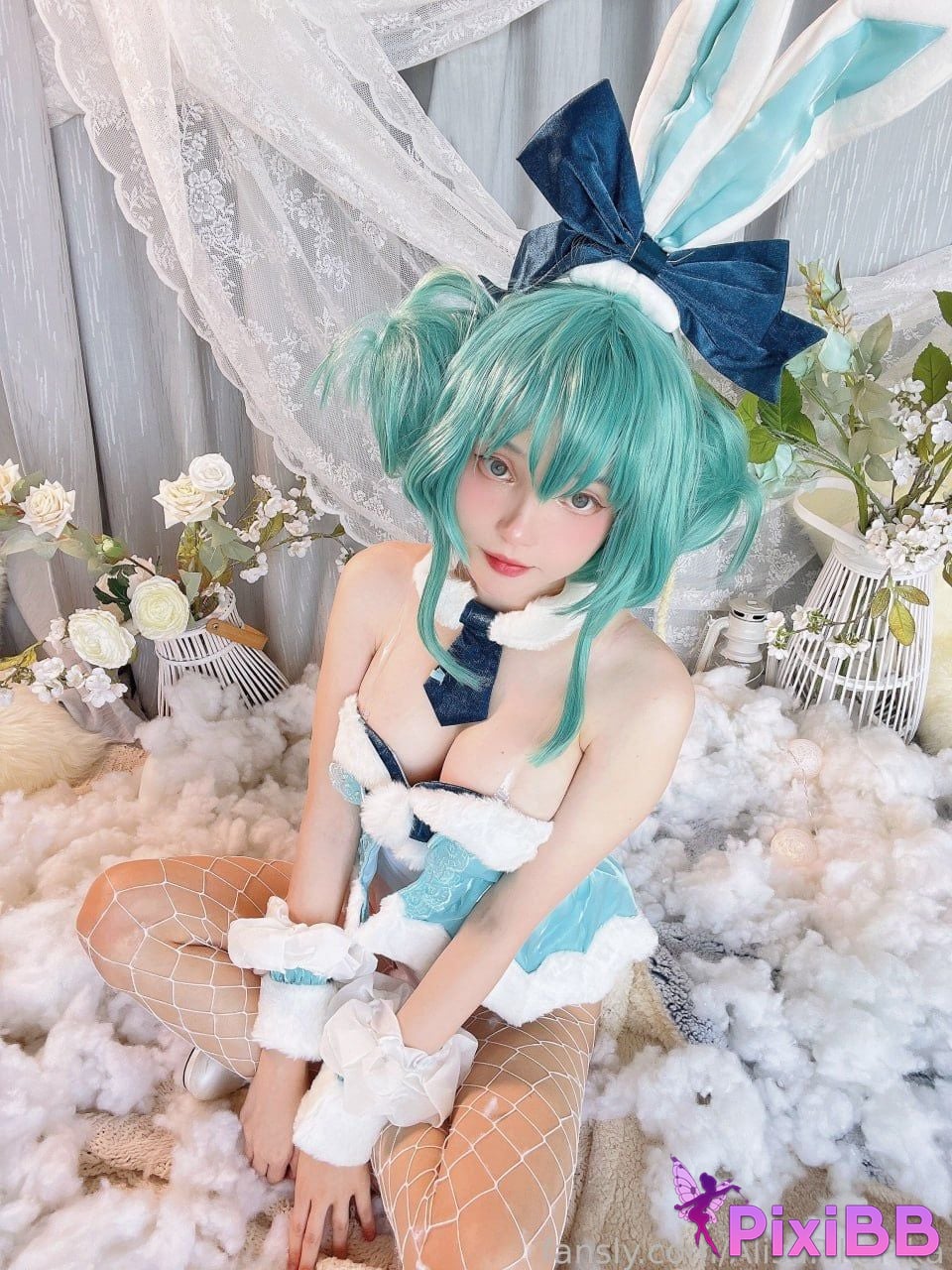 Rocksy Light Bunny Miku PixiBB.COM 3