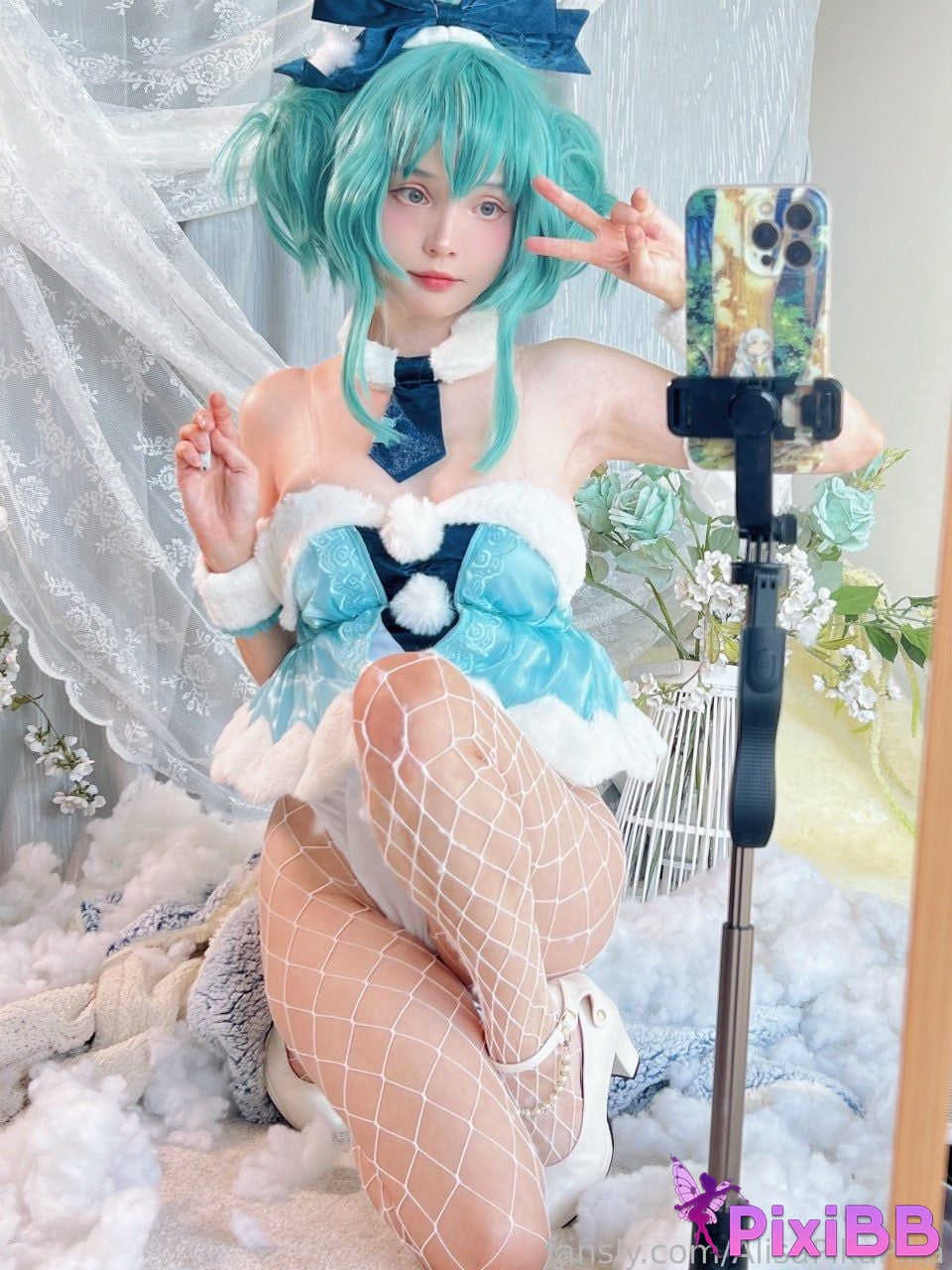 Rocksy Light Bunny Miku PixiBB.COM 38