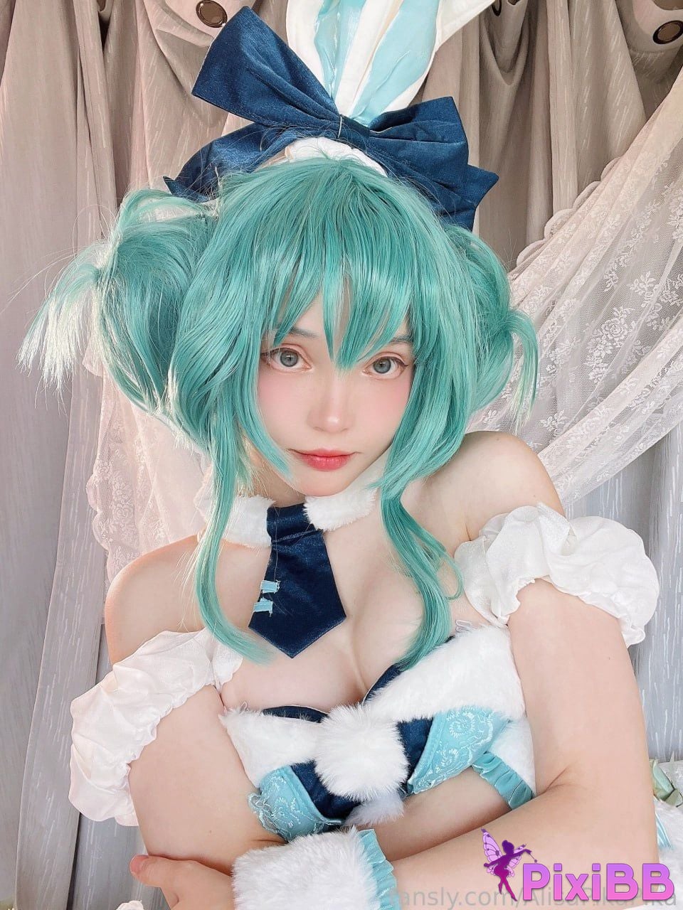 Rocksy Light Bunny Miku PixiBB.COM 4