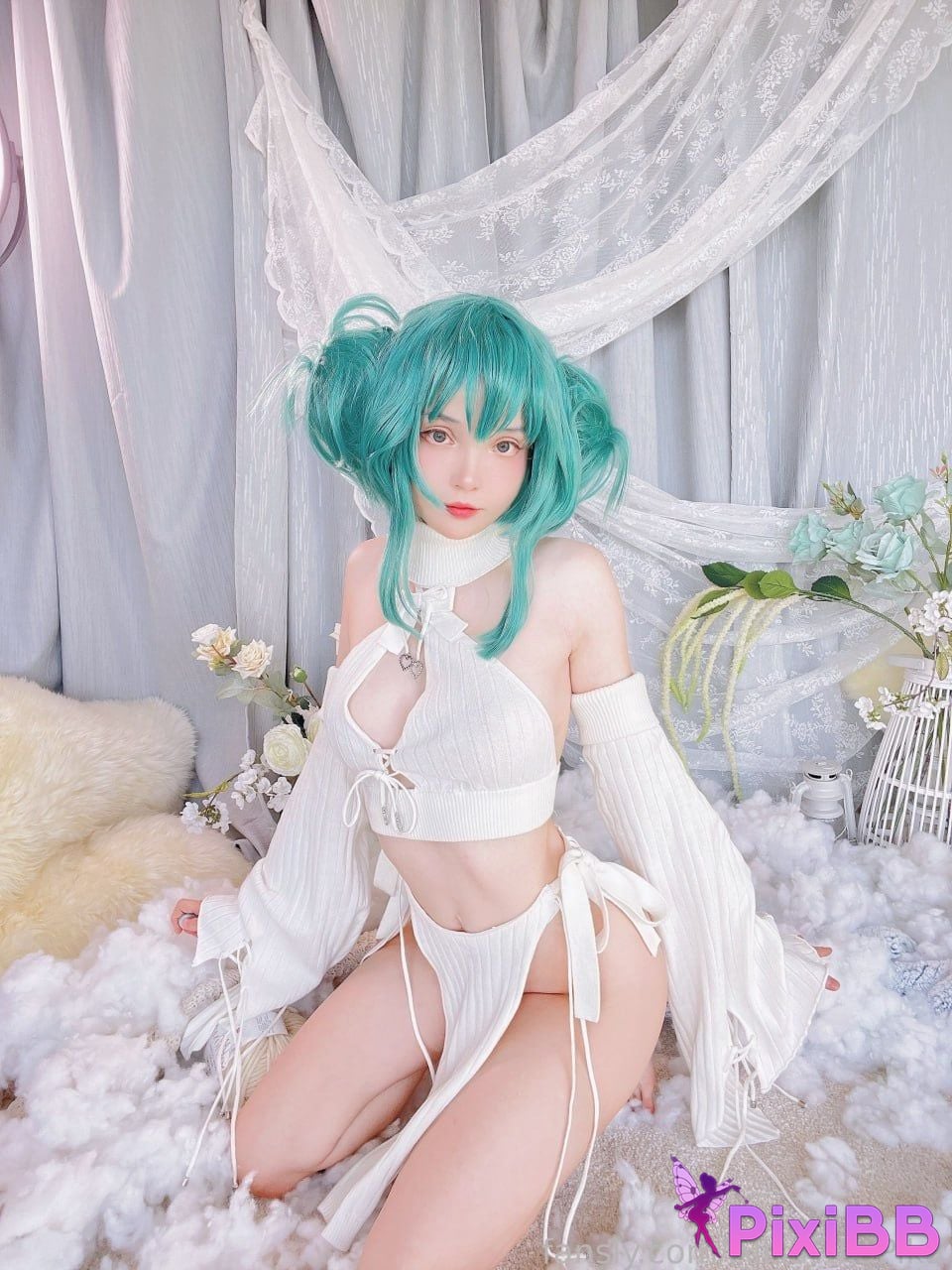 Rocksy Light Bunny Miku PixiBB.COM 50