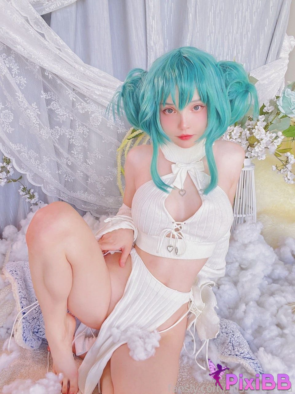 Rocksy Light Bunny Miku PixiBB.COM 56