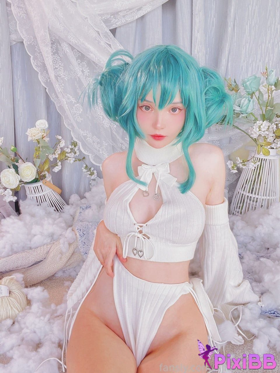 Rocksy Light Bunny Miku PixiBB.COM 72