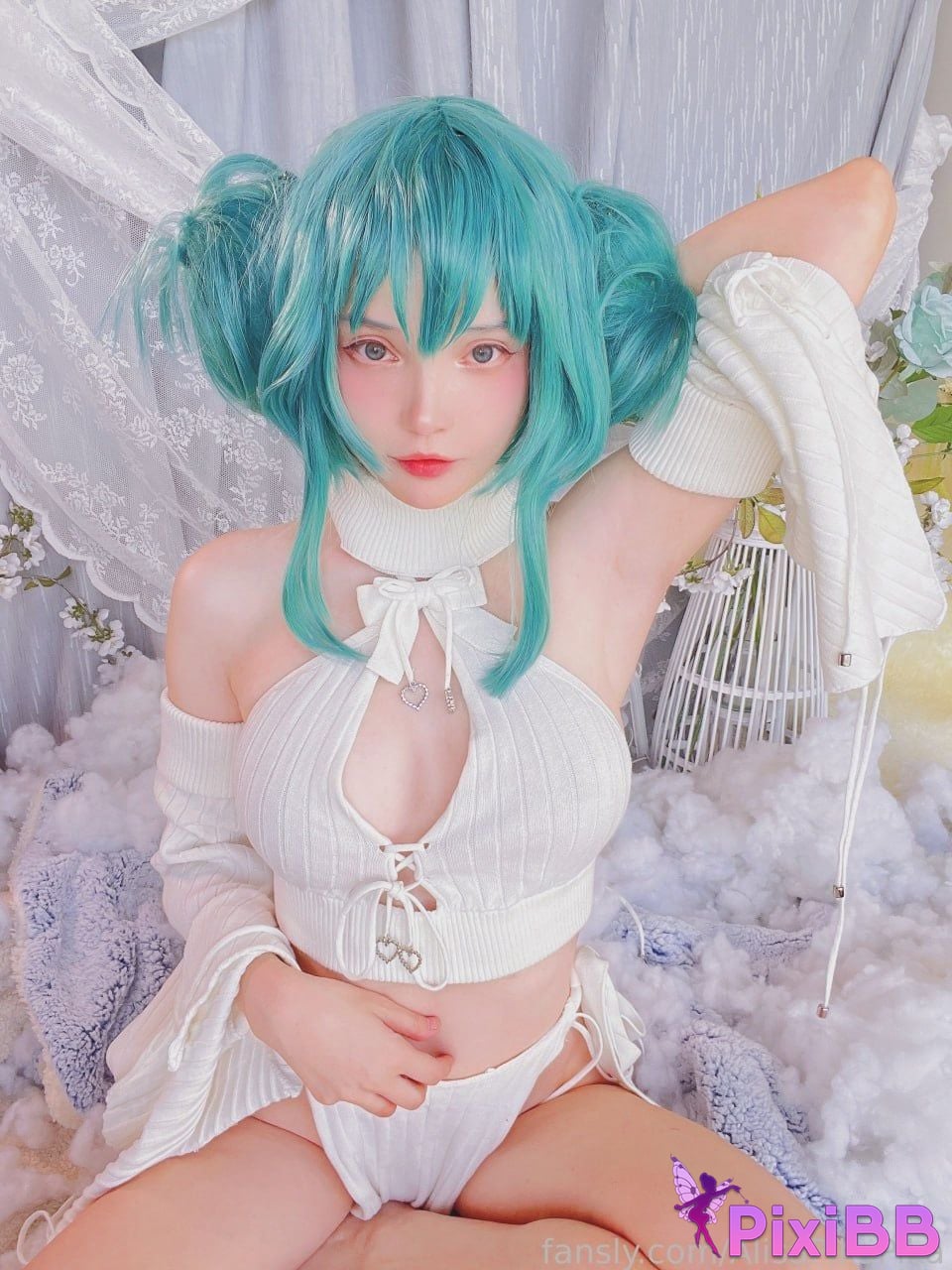 Rocksy Light Bunny Miku PixiBB.COM 75