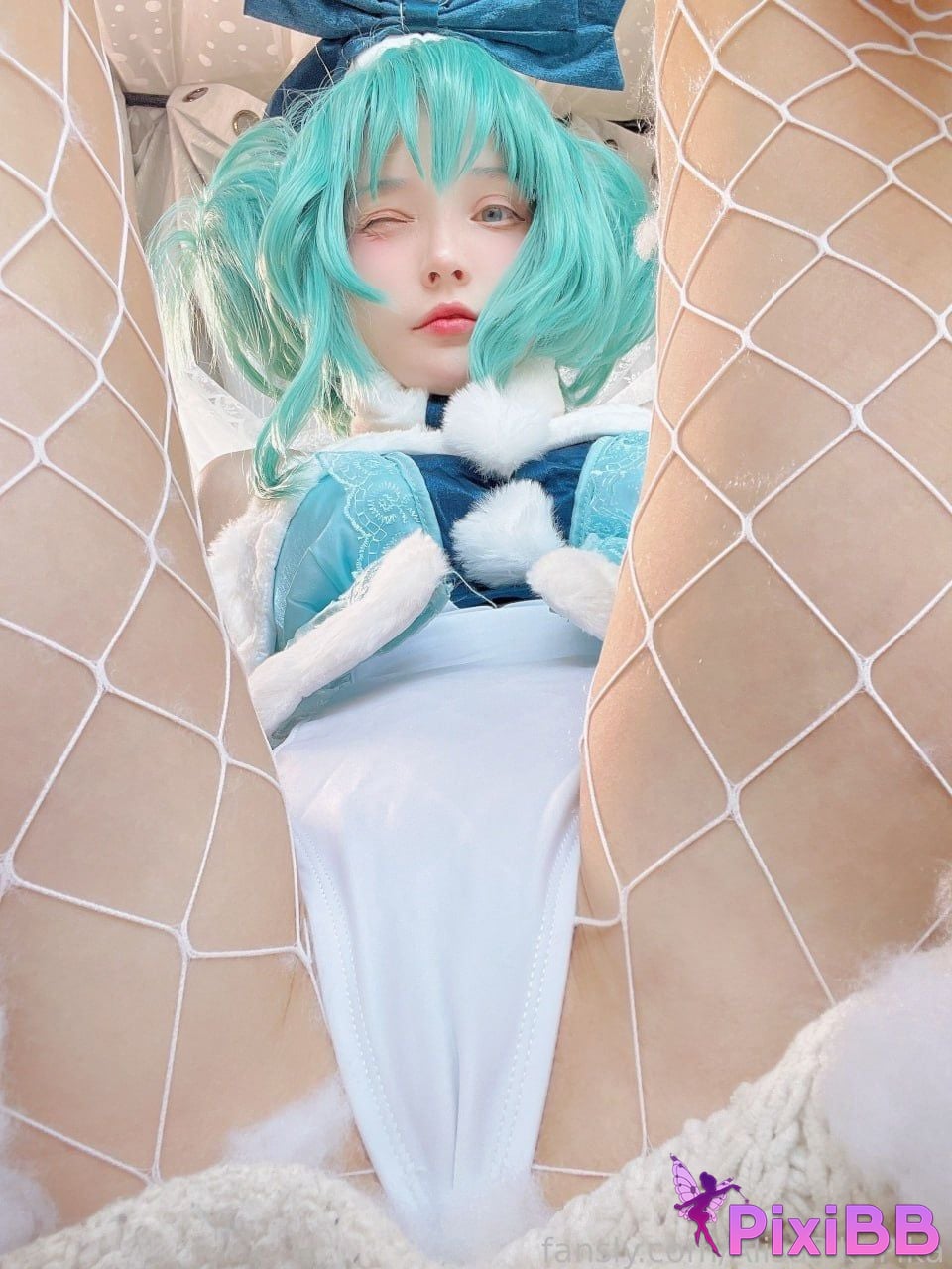 Rocksy Light Bunny Miku PixiBB.COM 8