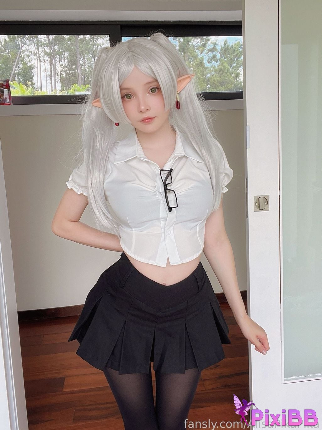 Rocksy Light Frieren Office Lady PixiBB.COM