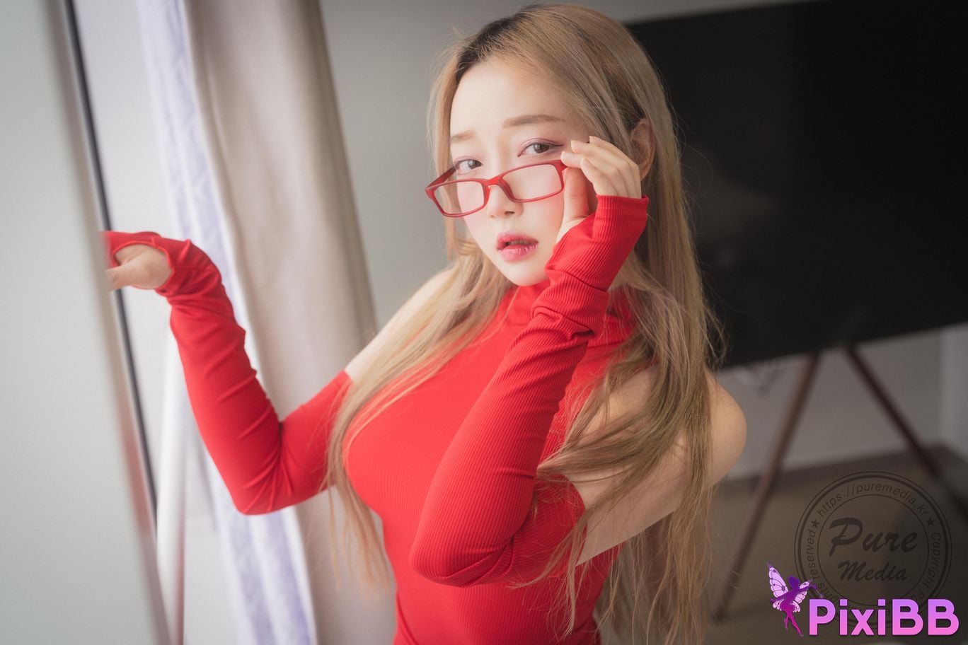 Pure Media Vol.278 Raon Red Day And Lonely Girl PixiBB.COM 009