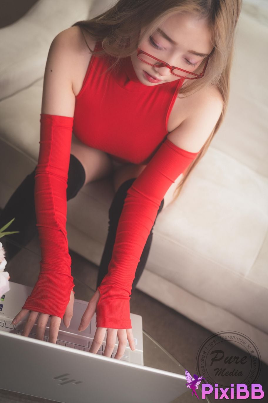 Pure Media Vol.278 Raon Red Day And Lonely Girl PixiBB.COM 020